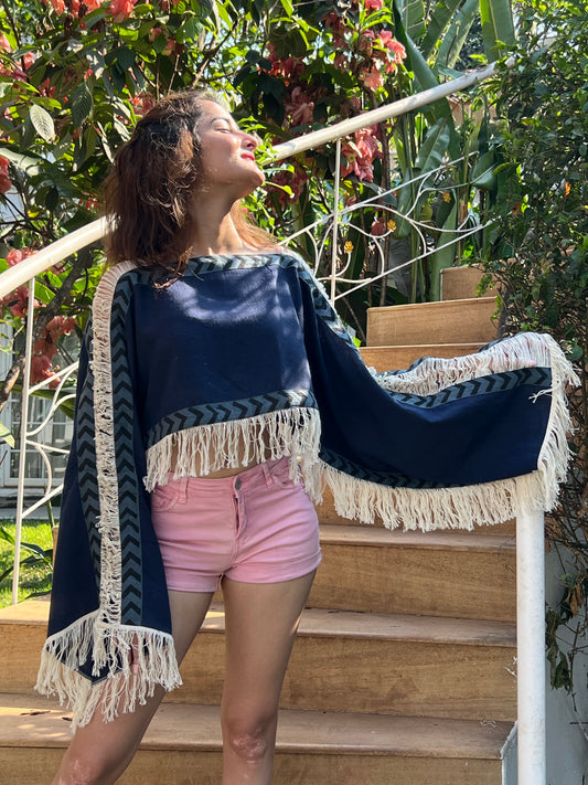 Boho-chic fringe kimono top - Blue